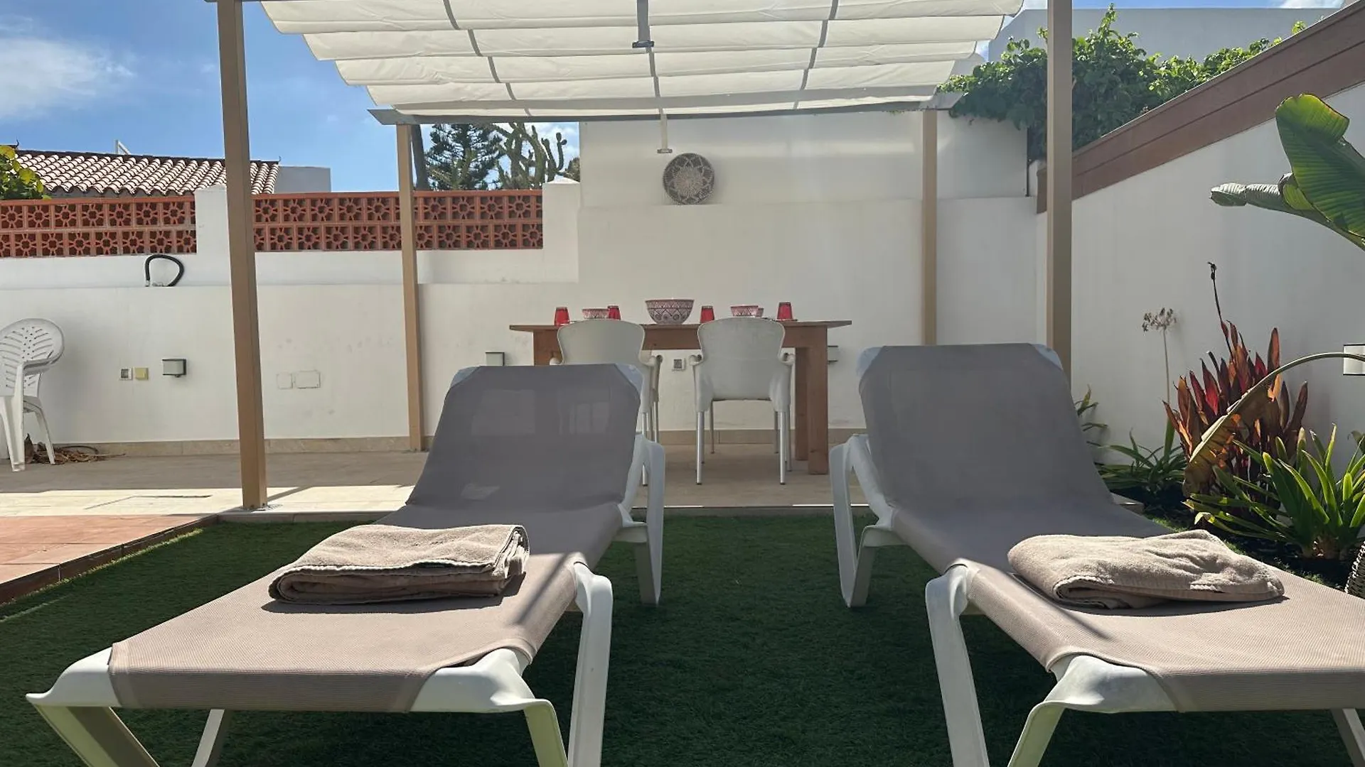 Holiday home Cozy, Beach House , By Mahbovillas La Oliva