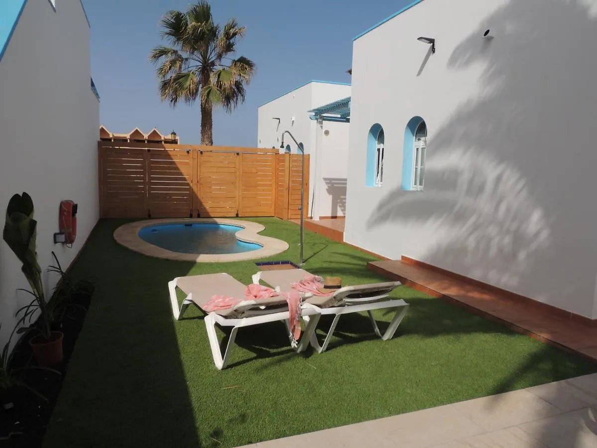 Holiday home Cozy, Beach House , By Mahbovillas La Oliva