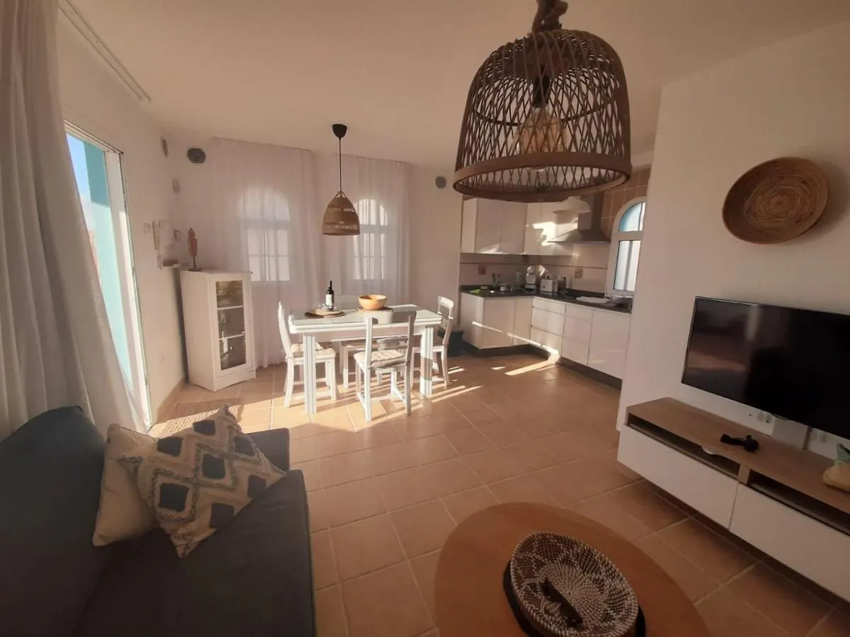 Holiday home Cozy, Beach House , By Mahbovillas La Oliva